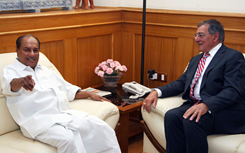 A.K. Antony in discussions with Panetta